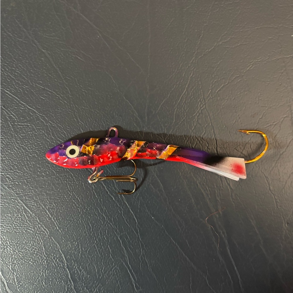 Custom Painted Shiver Minnow